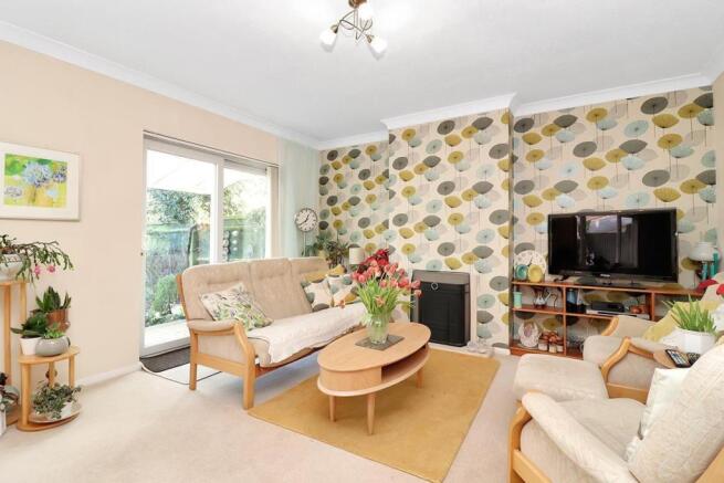 l.room 2