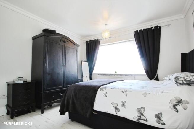 3 bed Semi-Detached for sale Image 12