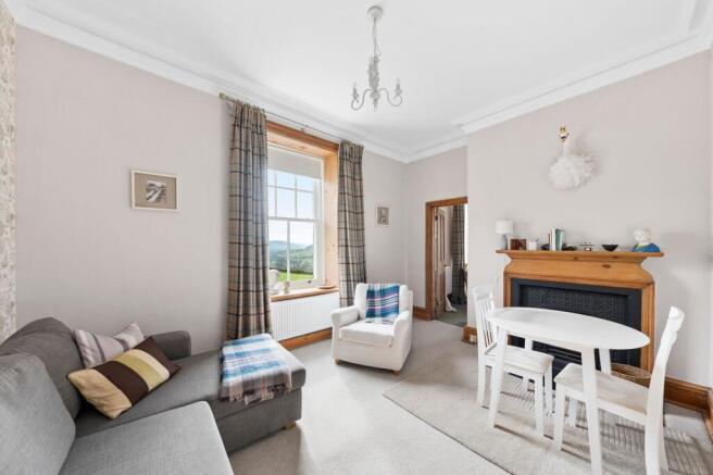 8 bed Detached for sale Image 7