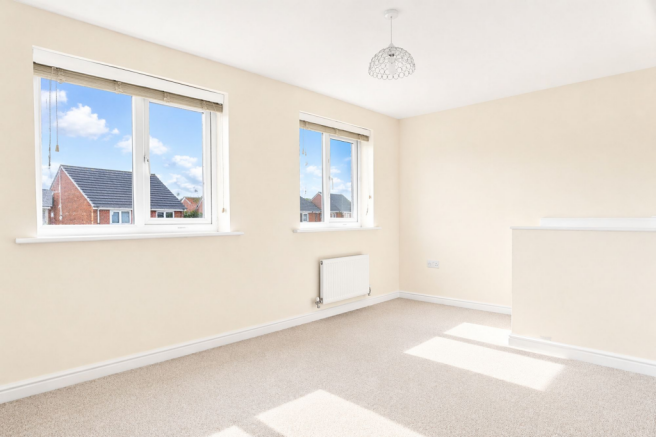 3 bed Semi-Detached to rent Image 8