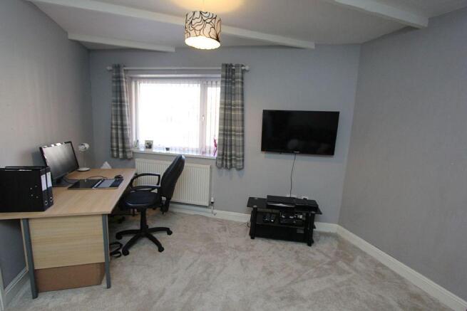 Family Room / Fifth Bedroom 