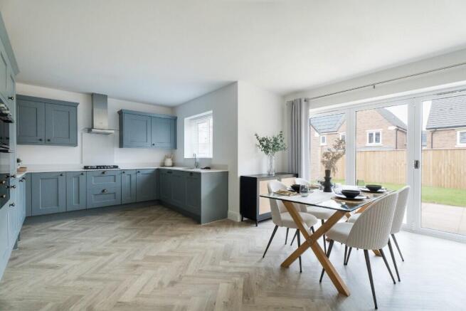 4 bed Detached for sale Image 6