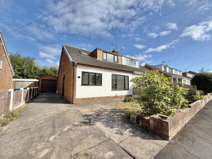 Dover Gardens, Carleton, FY6