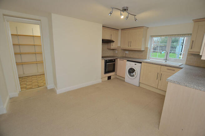 Kitchen Diner & Pantry