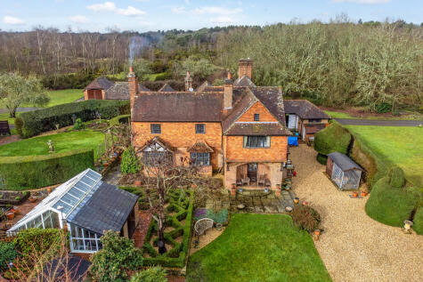 The Common, Reading, RG7