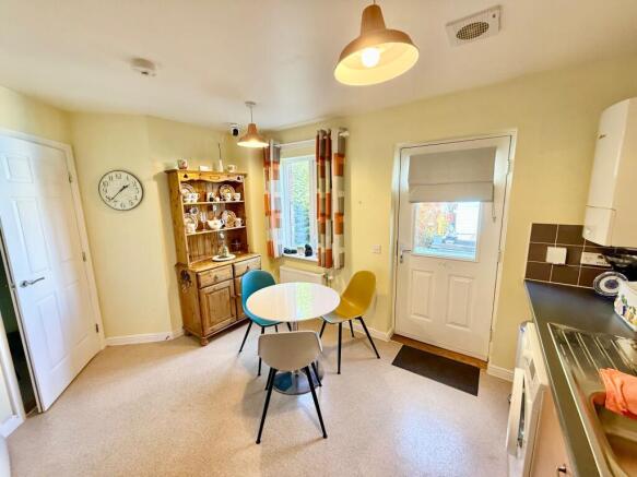 Bakery Close, Commercial Road, Talywain, Pontypool photo 4
