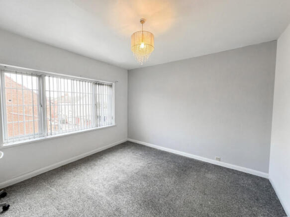 3 bed Terraced for sale Image 8