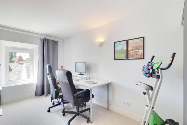Bedroom/Study