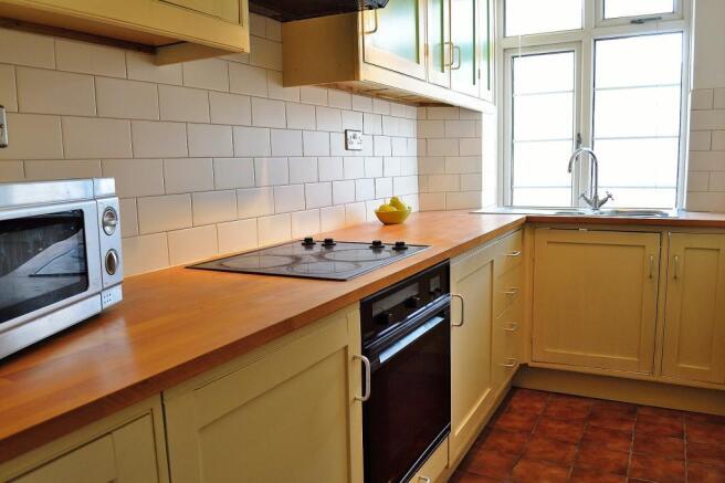 17898289 Kitchen(1).jpg