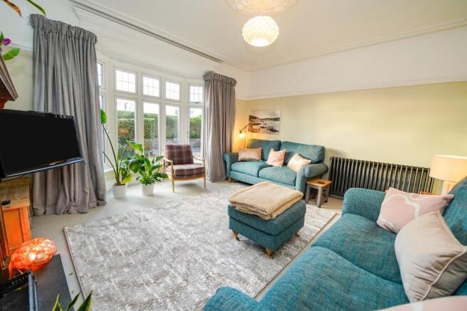 The Lounge 