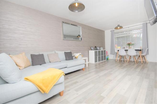 Living / Dining Room