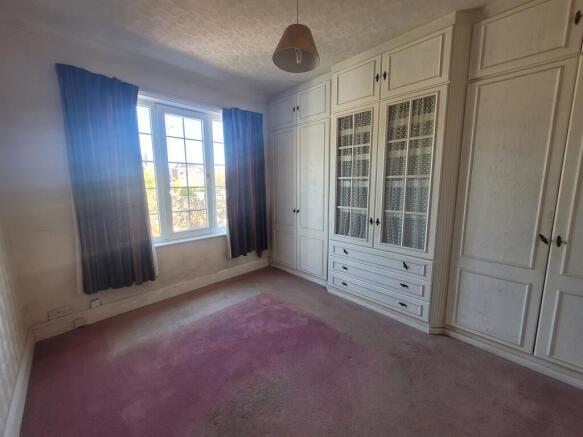 2 bed Semi-Detached Bungalow for sale Image 7