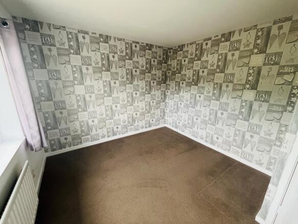 3 bed Terraced to rent Image 12