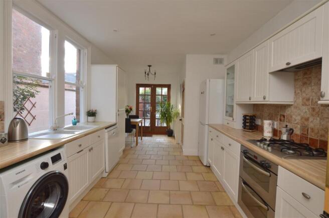 Spacious Kitchen/Dining Room