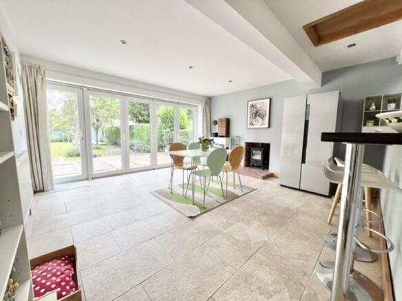 Living dining room