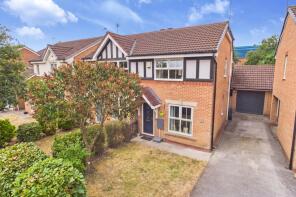 5, Hazelnut Grove, York YO30 6RA