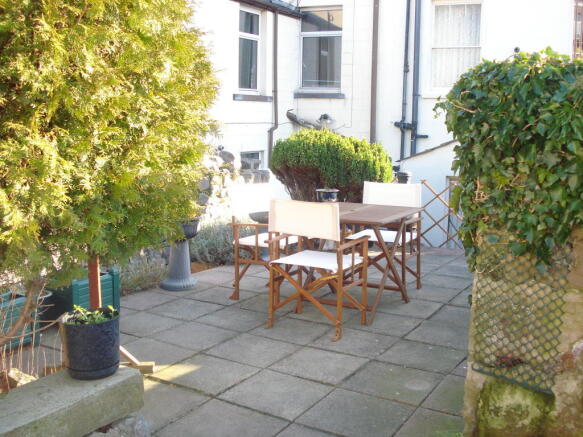 Photo 10