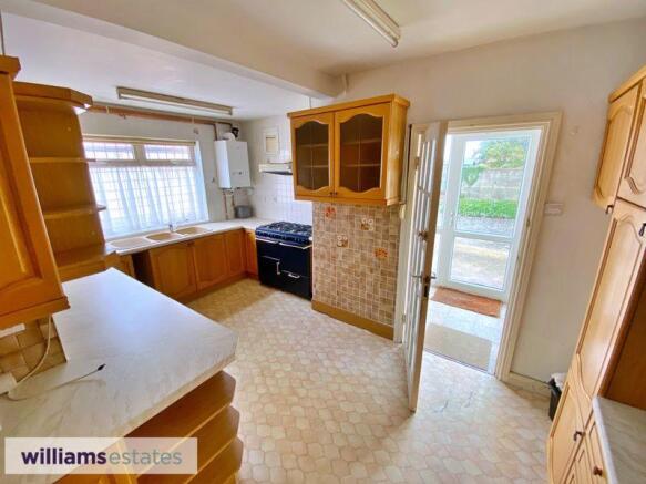 Kitchen / Utility