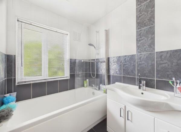 5 bed End of Terrace for sale Image 9