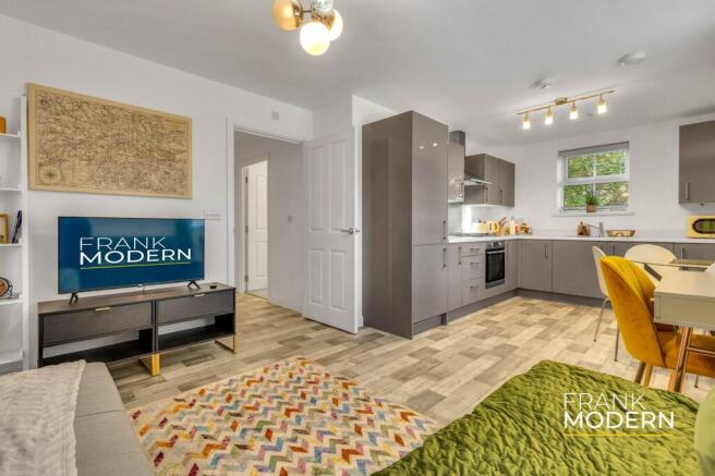 Living / Kitchen