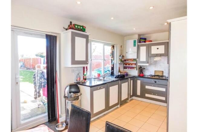 Kitchen/Dining Room