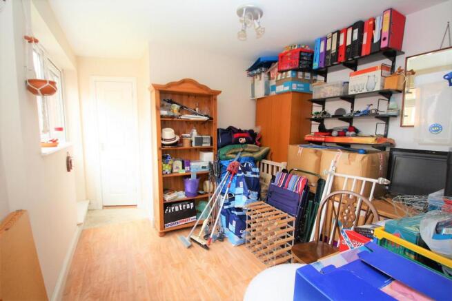 CENTRAL AREA OF THE GARAGE