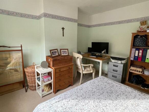 Bedroom.jpg