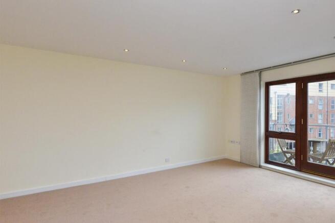 Sitting/Dining Room
