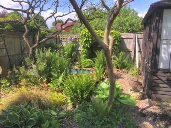 Summerhouse Garden.jpg