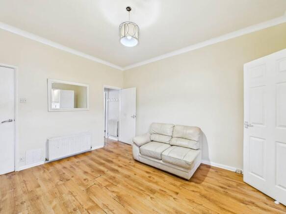 2 bed Terraced for sale Image 11