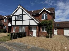 30, Oak Tree Road, Bedford MK45 2UH