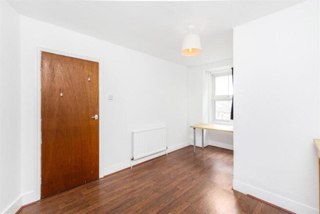 30435_davies__and__davies_62d_oakfield_road_10_lo.