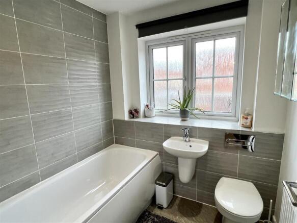 3 bed Detached for sale Image 12
