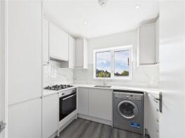 Flat D, 85, Priory Way, Harrow HA2 6DQ