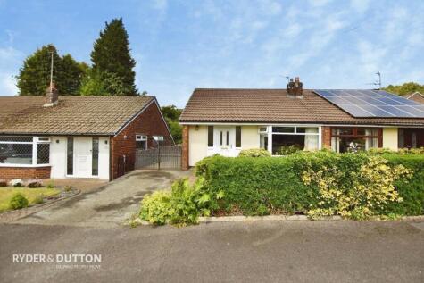 Jordan Avenue, Shaw, Oldham, OL2