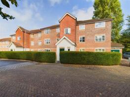 54, Whitehead Way, Aylesbury HP21 8LR