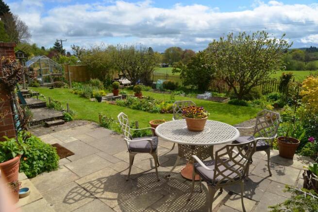 Garden - Patio Area