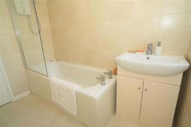 Modern bathroom (front)