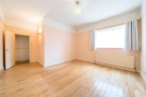 Hopton Road, London, SW16