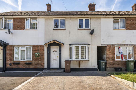 Balmoral Road, Sutton At Hone, Dartford, Kent, DA4