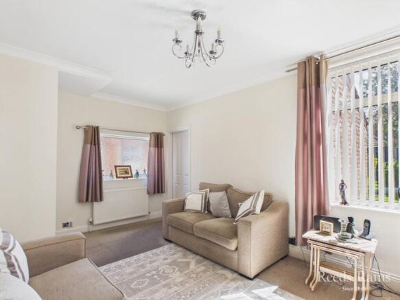 3 bed Semi-Detached for sale Image 4