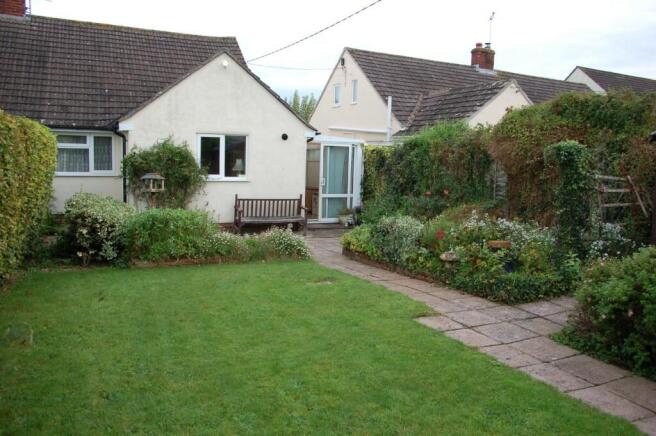 Photo 11