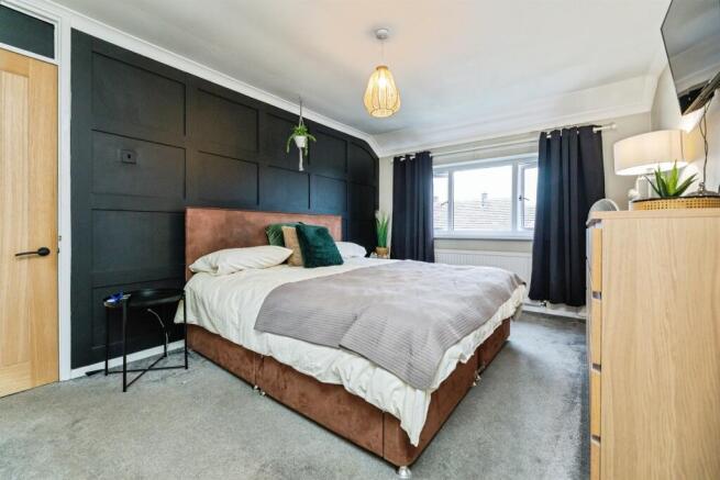 3 bed Terraced for sale Image 9