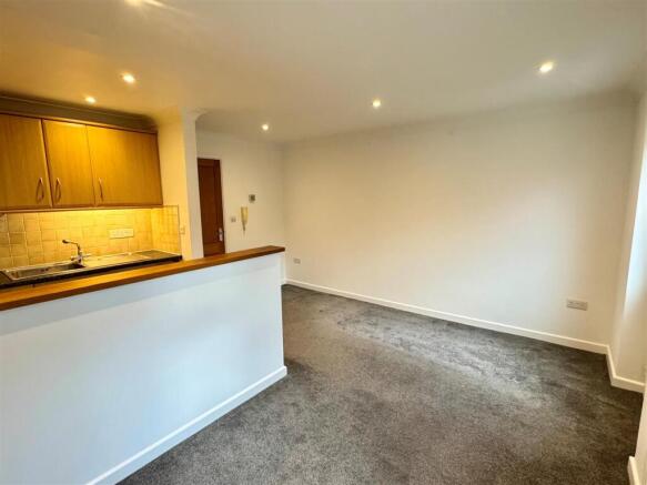 5 Venetian Views Lounge