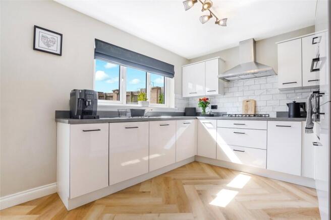 Kitchen/Dining