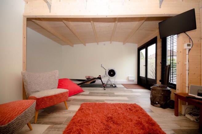 Log cabin