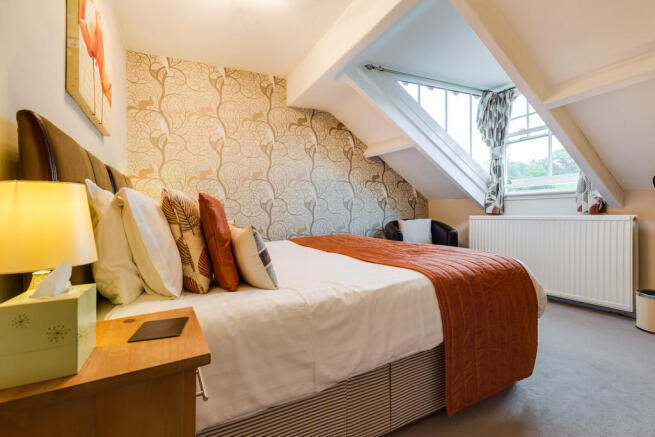 Bedroom 4 (Winder...