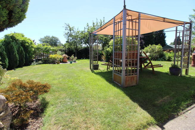 Photo 13