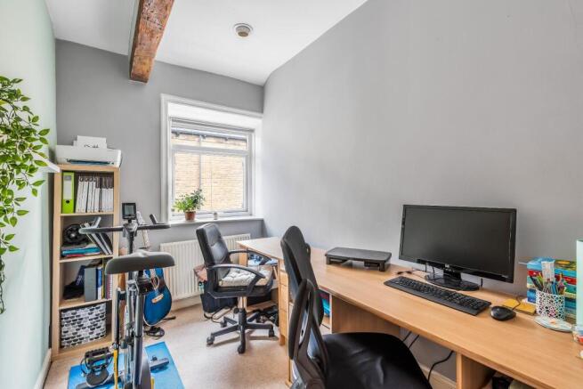 2 bed House to rent Image 8