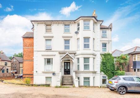 Flat 1 Harcourt Mansions, Penge Road, South Norwood, London, SE20 8SU